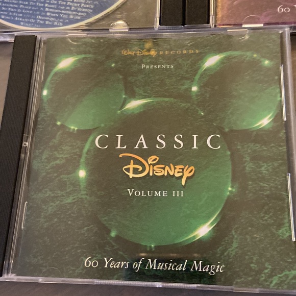 3 Classic Disney Majical music CDs - Picture 4 of 11
